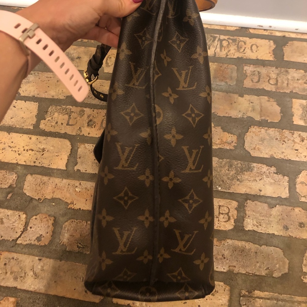Louis Vuitton Métis Hobo *VERY GOOD CONDITION* - Picture 4 of 10